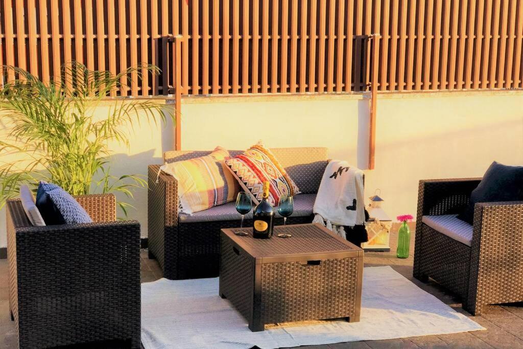 Luxus P4T Family 3 Bedroom With Pool, Tennis Court And Sauna ブリンディジ エクステリア 写真